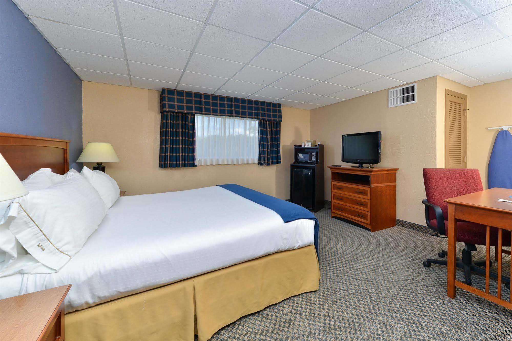 Red Roof Inn & Suites Macon Exterior foto